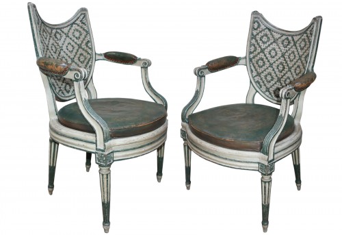 Pair of armchairs &quot;à coiffer&quot; stamped by Jacques Chéneaux