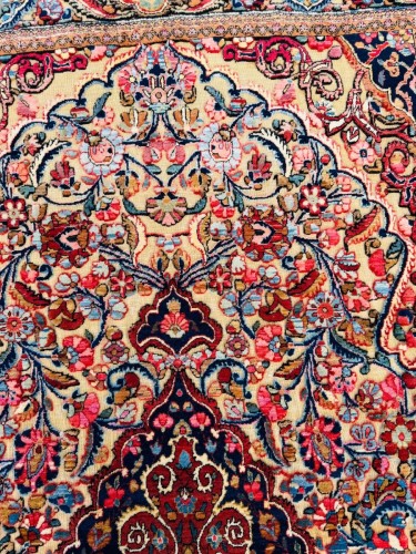 XXe siècle - Tapis kachan soof en soie et relief de laine, Iran début 20e siècle
