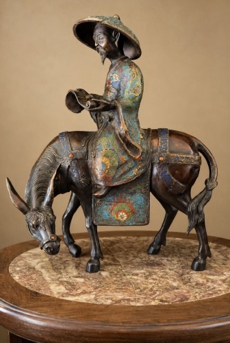 Toba sur sa mule en bronze cloisonné - 