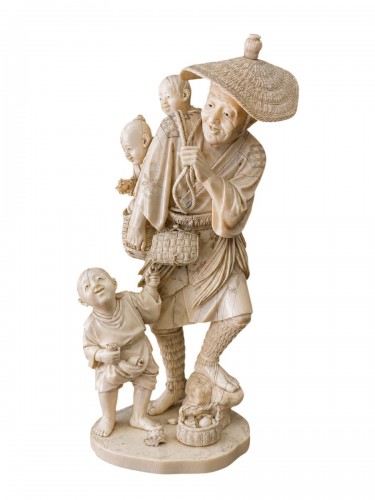Okimono en ivoire monobloc – japon époque meiji (1868-1912)