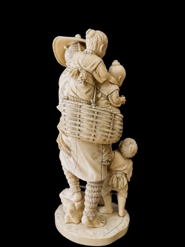 Okimono en ivoire monobloc – japon époque meiji (1868-1912) - 