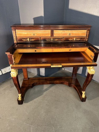 Bureau à gradins d’époque Charles X - Galerie de Cicco