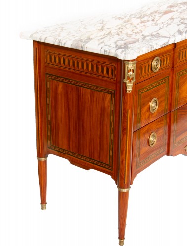 18th century - Louis XVI Commode Stamped Lardin