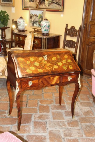 XVIIIe siècle - Bureau de pente d’époque Louis XV, estampillé, Antoine Mathieu Criard
