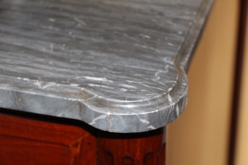 Mobilier Commode - Commode d’époque Louis XVI, estampillée AVRIL