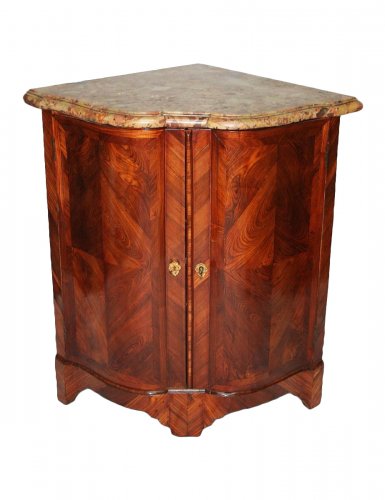 Encoignure d’époque Louis XV