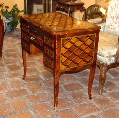 Mobilier Coiffeuse - Coiffeuse d’époque transition, Estampillée J.G. SCHLICHTIG
