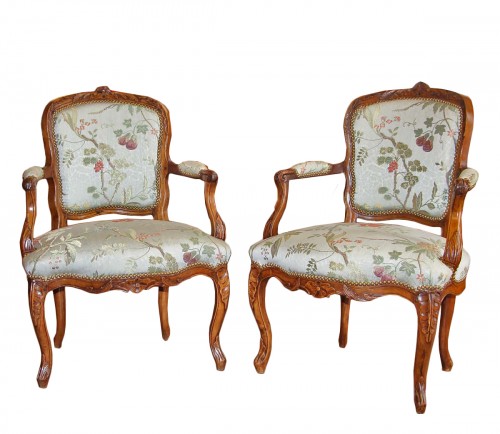 Pair of cabriolet armchairs Louis XV