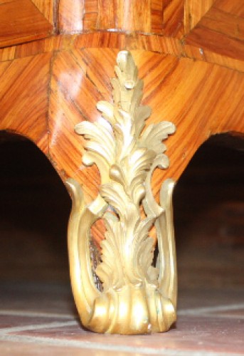 Secrétaire d’époque Louis XV, estampillé Jean-Charles SAUNIER - Mobilier Style Louis XV