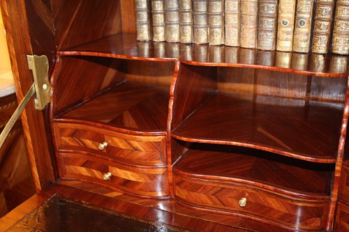 Antiquités - French Louis XV secretaire stamped Jean-Charles Saunier