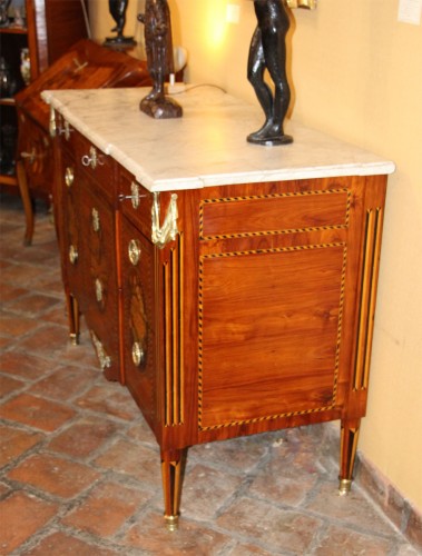 XVIIIe siècle - Commode d’époque Louis XVI estampillée Jacques Bircklé