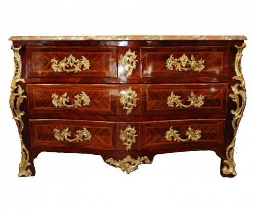 &quot;Tombeau&quot; chest of drawers Louis XV