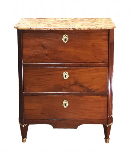 Secretary in mahogany and mahogany veneer Louis XVI period