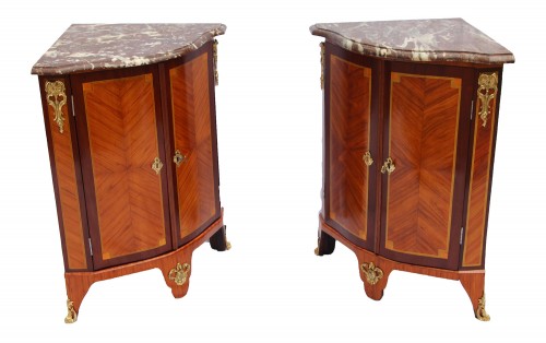 Pair Of Louis XVI Corner Cabinets - Furniture Style Louis XVI