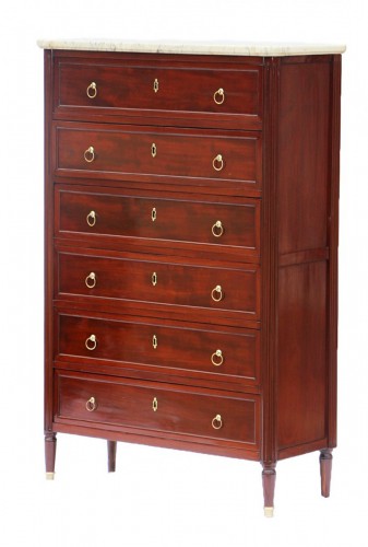 Large chest of drawers in mahogany stamped PETIT