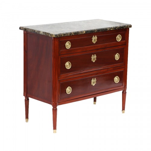 Commode Louis XVI, estampillée Dester - Mobilier Style Louis XVI