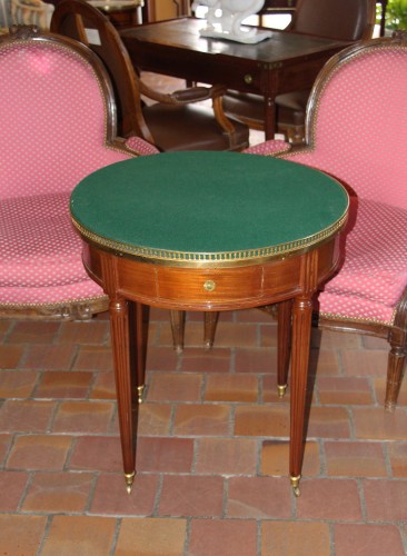 XVIIIe siècle - Table Bouillotte et son bouchon d’époque Louis XVI