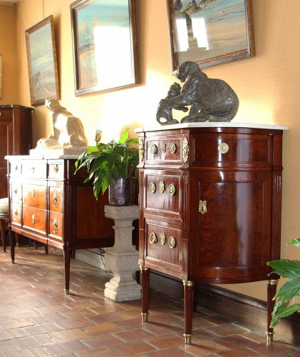 Louis XV Ichest of drawers in mahogany - 