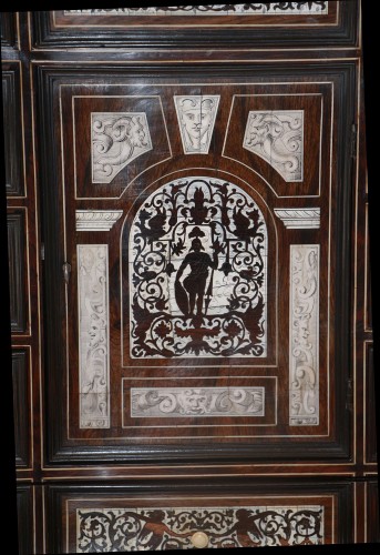 XVIIe siècle - Cabinet Italien du XVIIe siècle