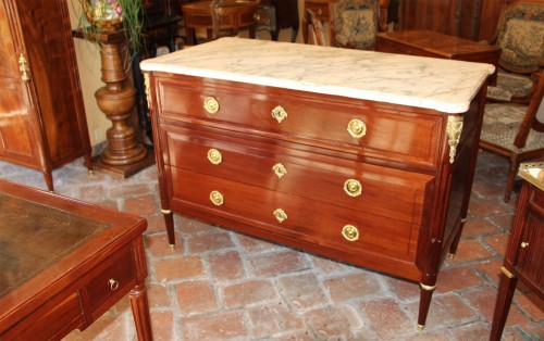 Louis XVI Commode, Stamped Gaillard - Furniture Style Louis XVI