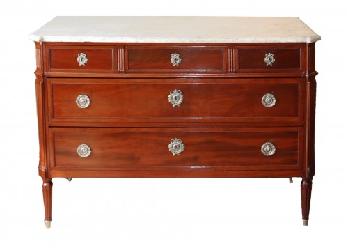 Chest of drawers from the Louis XVI period,