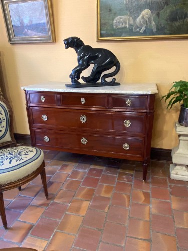 18th century - Chest of drawers from the Louis XVI period,