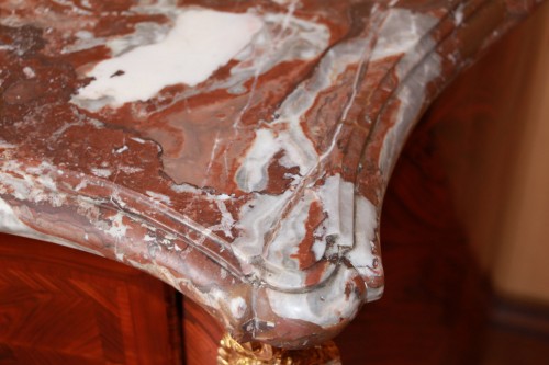 Mobilier Commode - Commode d’époque Louis XV, estampillée de Pierre Denizot