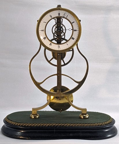 Beautiful Early 19th Century Skeleton Clock, &quot;keyhole Frame&quot; Model  - Restauration - Charles X