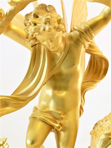 Zéphyr, pendule d'époque Restauration en bronze doré - Horlogerie Style Restauration - Charles X
