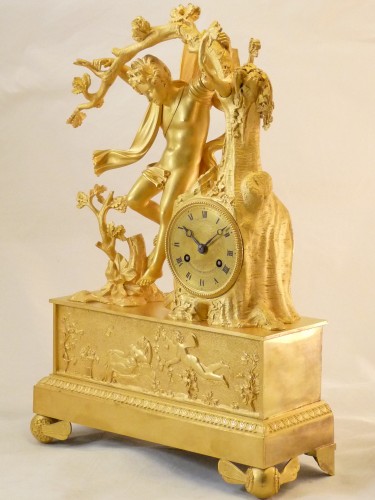 Restauration - Charles X - Zephyr,  Restauration Period Clock In Gilt Bronze 