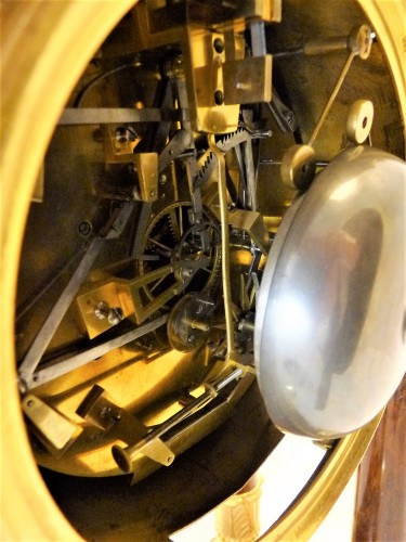 Office Regulator Beating The Second, Striking The Quarters On Two Gongs  - Horology Style Restauration - Charles X