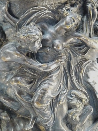 Urne couverte en bronze argenté - Galerie de Fontaine