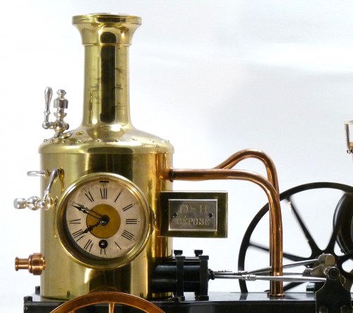 Pendule industrielle automate, pompe à incendie à vapeur - 