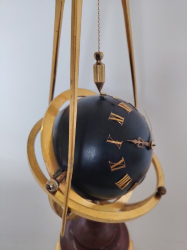 André Romain Guilmet - Pendule mystérieuse à balancier dit "conique" - Horlogerie Style 