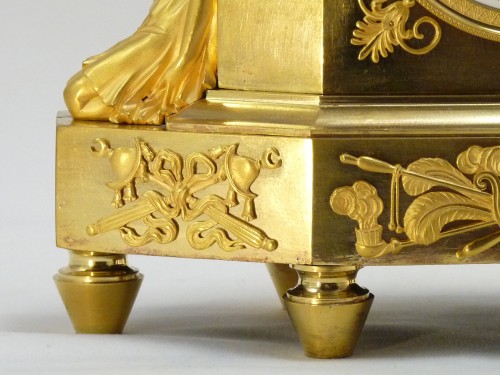 Oriental-style Empire Clock  - 
