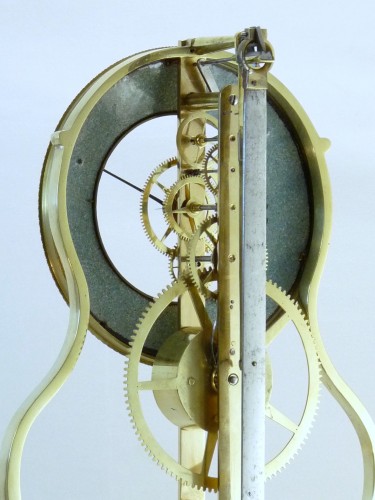 Antiquités - Early 19th Century Skeleton Clock, "keyhole Frame" 