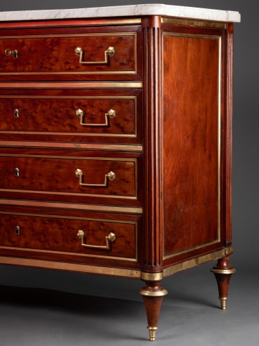 Louis XVI - Commode with four rows