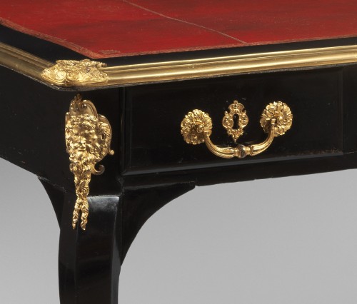 Flat desk in ebony and blackened pearwood, Louis XV period - 