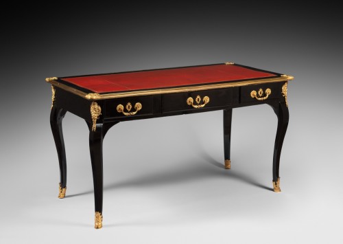 Louis XV - Flat desk in ebony and blackened pearwood, Louis XV period