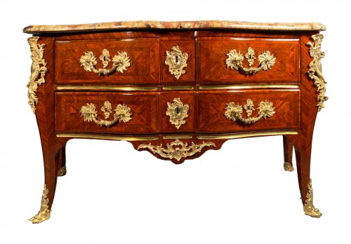 Important chest of drawers by Jacques Dubois