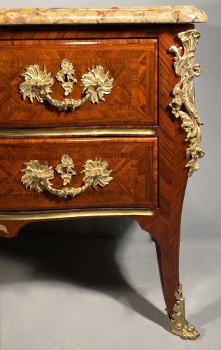 Important chest of drawers by Jacques Dubois - 