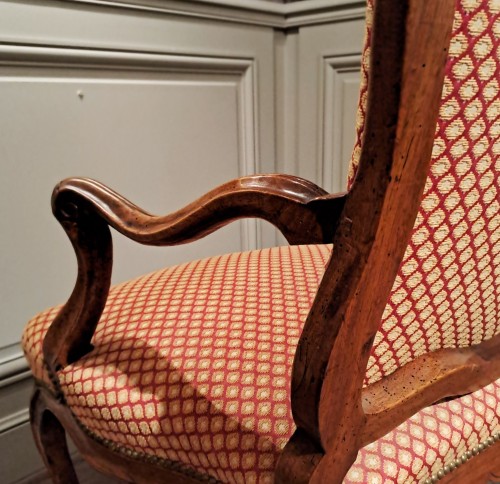 Seating  - Pair of Louis XV period &quot;à la Reine&quot; armchairs