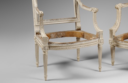 Suite de 9 sièges remarquables d’époque Louis XVI - Galerie Delvaille
