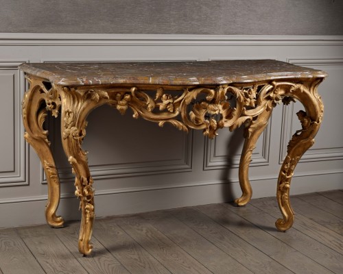 Antiquités - Console en bois sculpté et doré d' Epoque Louis XV