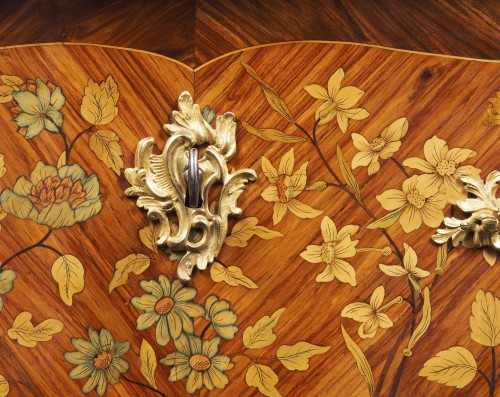 Louis XV - Importante commode d’époque Louis XV