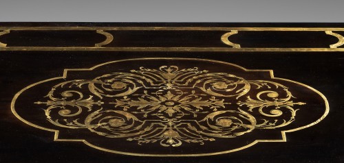 Louis XIV - Mazarine chest of drawers in ebony and blackened pearwood Late Louis XIV pe
