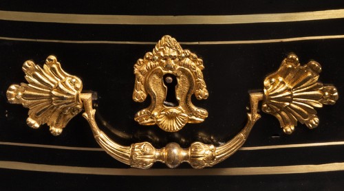 18th century - French Regency Ebony Desk
