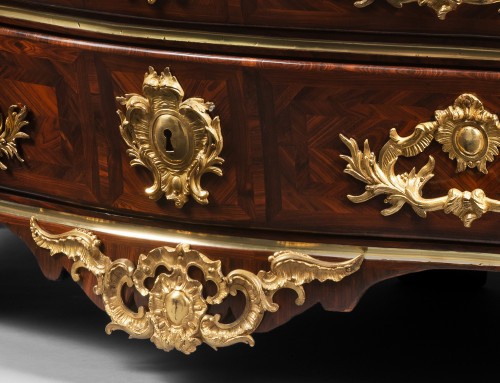 Antiquités - Important chest  of drawers, Stamped by François MONDON, Louis XV Period