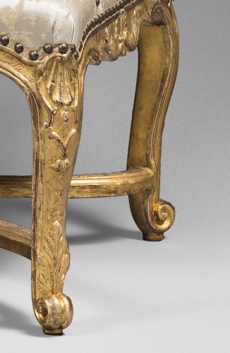 XVIIIe siècle - Paire de fauteuils d’époque Régence en bois doré