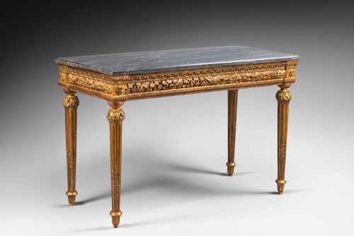 XVIIIe siècle - Console néoclassique en bois doré